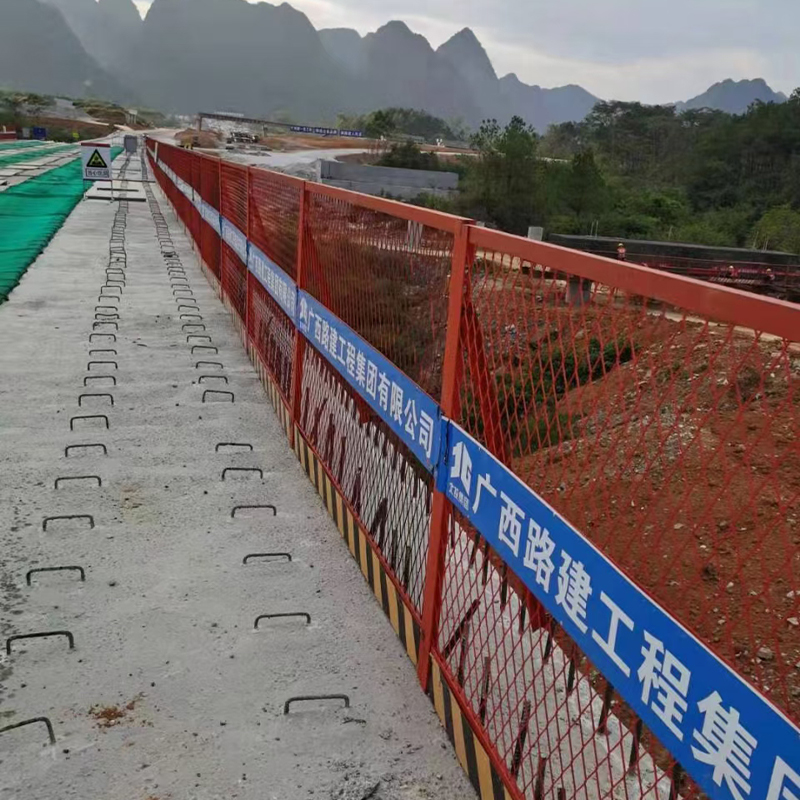 桥梁专用装配式临边护栏种类介绍